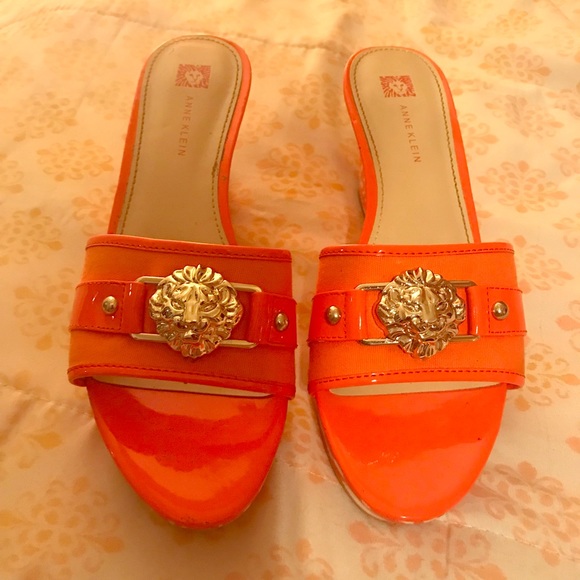 Anne Klein sandals - Picture 1 of 3
